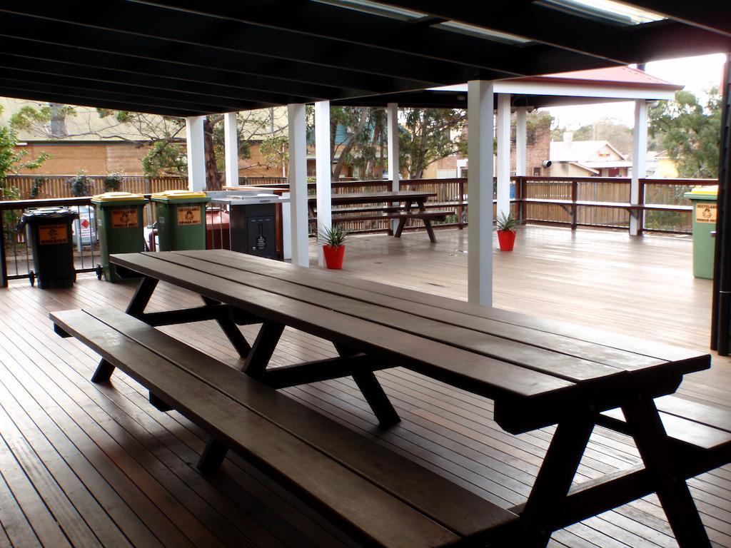 Margaret River Backpackers Yha Hostel Exterior foto